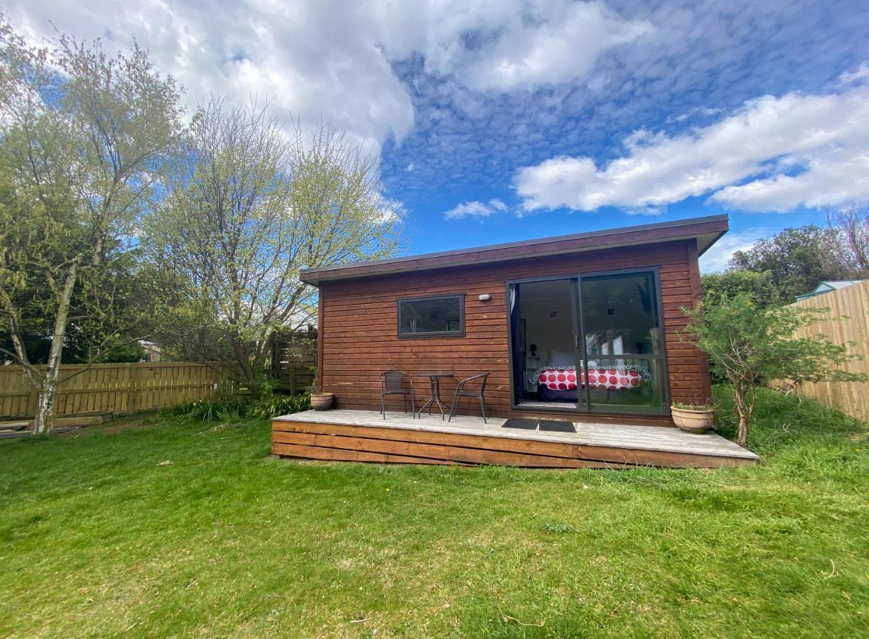 Lake Hawea Cabin With Mountain Views- Outdoor Bath! Extérieur photo