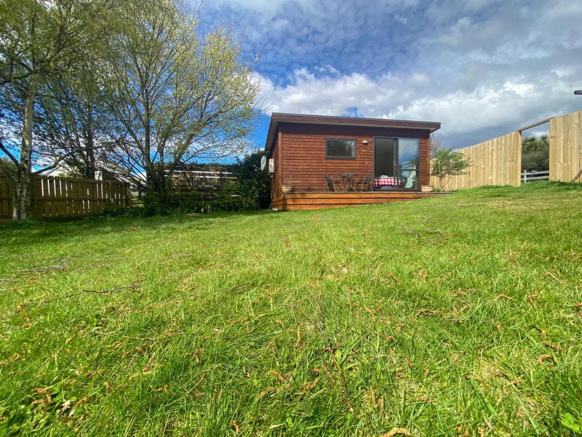 Lake Hawea Cabin With Mountain Views- Outdoor Bath! Extérieur photo